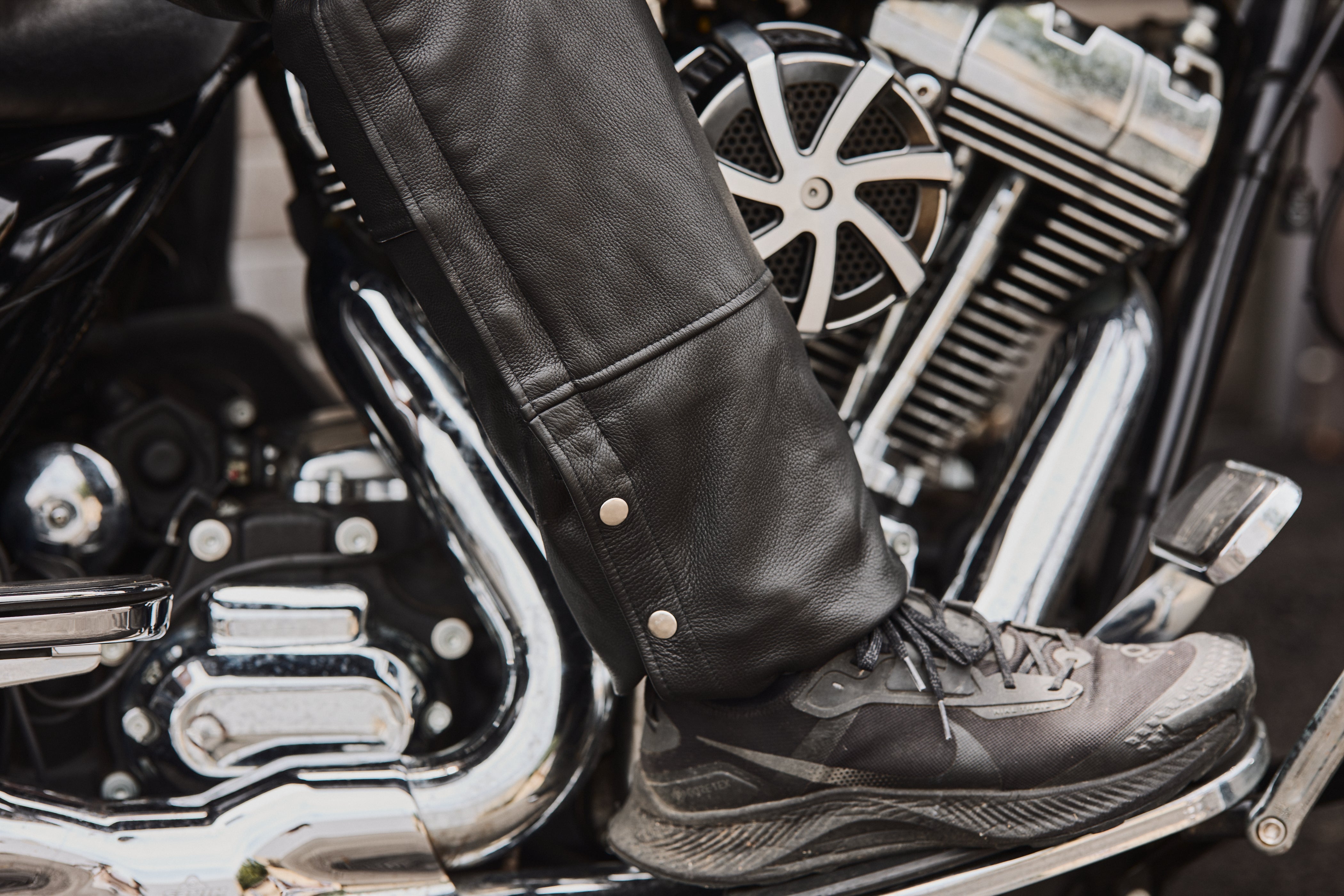 RC405  Unisex Double Deep Pocket Thermal Lined Chaps