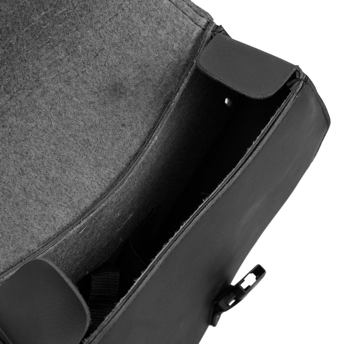 RC5011L Left Side Synthetic Leather Swing Arm Bag w/Bottle Holder