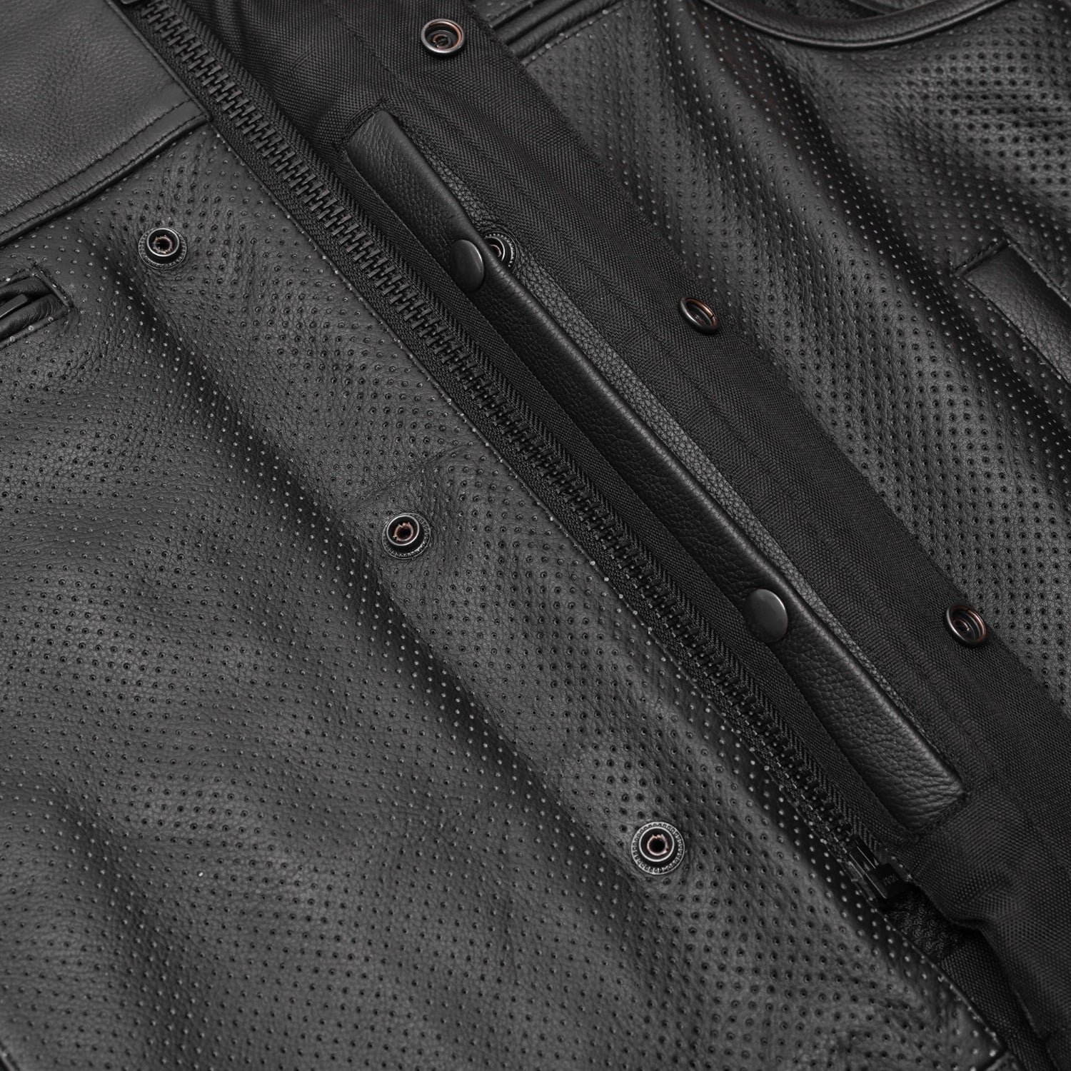 Mile Maker – Men’s Leather Motorcycle Vest